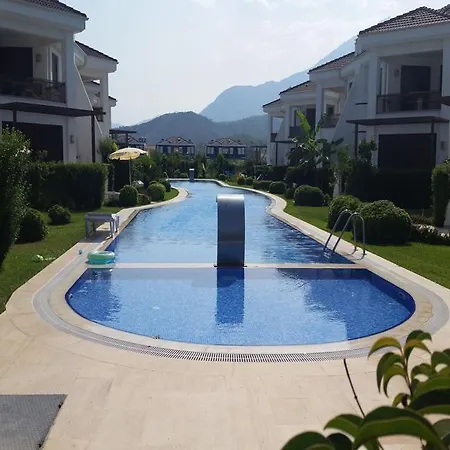 Cristal Kemer