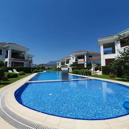 Cristal Kemer
